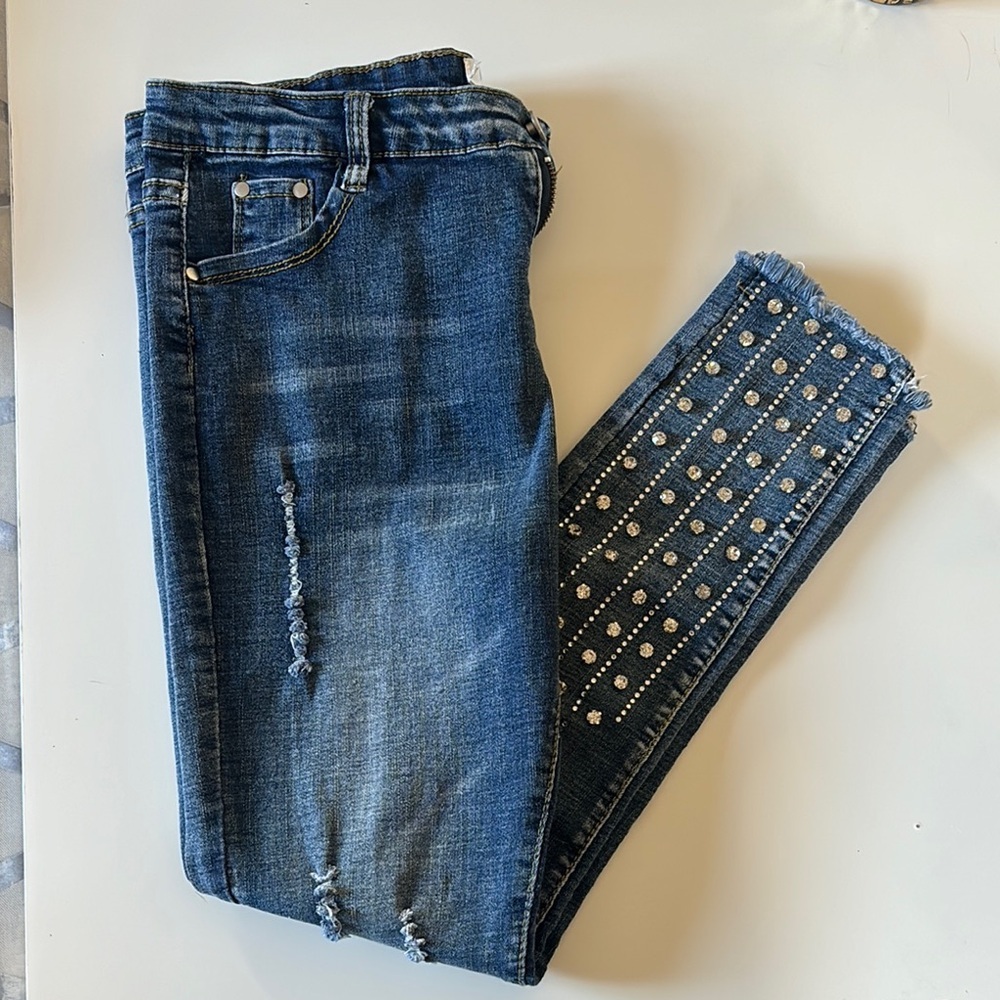 Women's Blue Jeans with Rhinestone Detailing - Picture 4 of 4